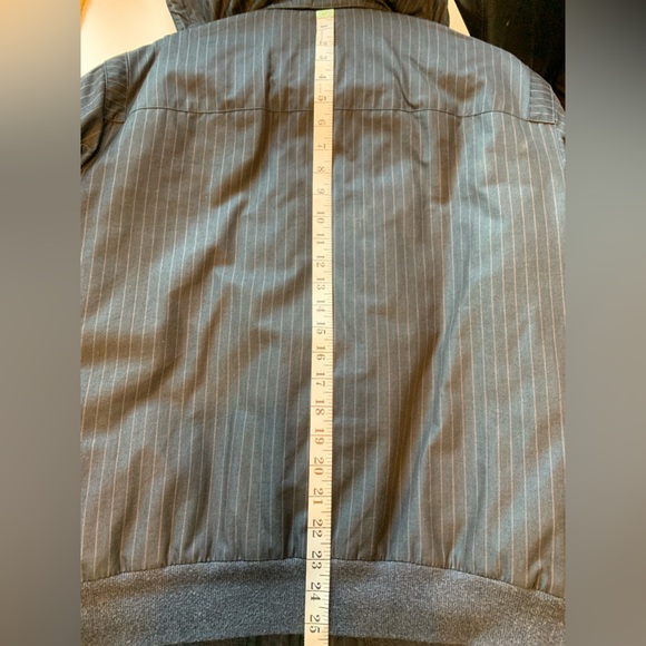 Armani Exchange Men’s Navy Pinstriped Bomber Jacket Size Medium - Picture 7 of 7